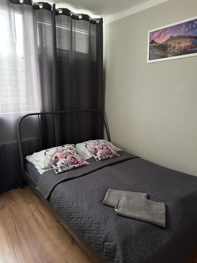 Coser Apartamenty III Warsaw Exterior photo
