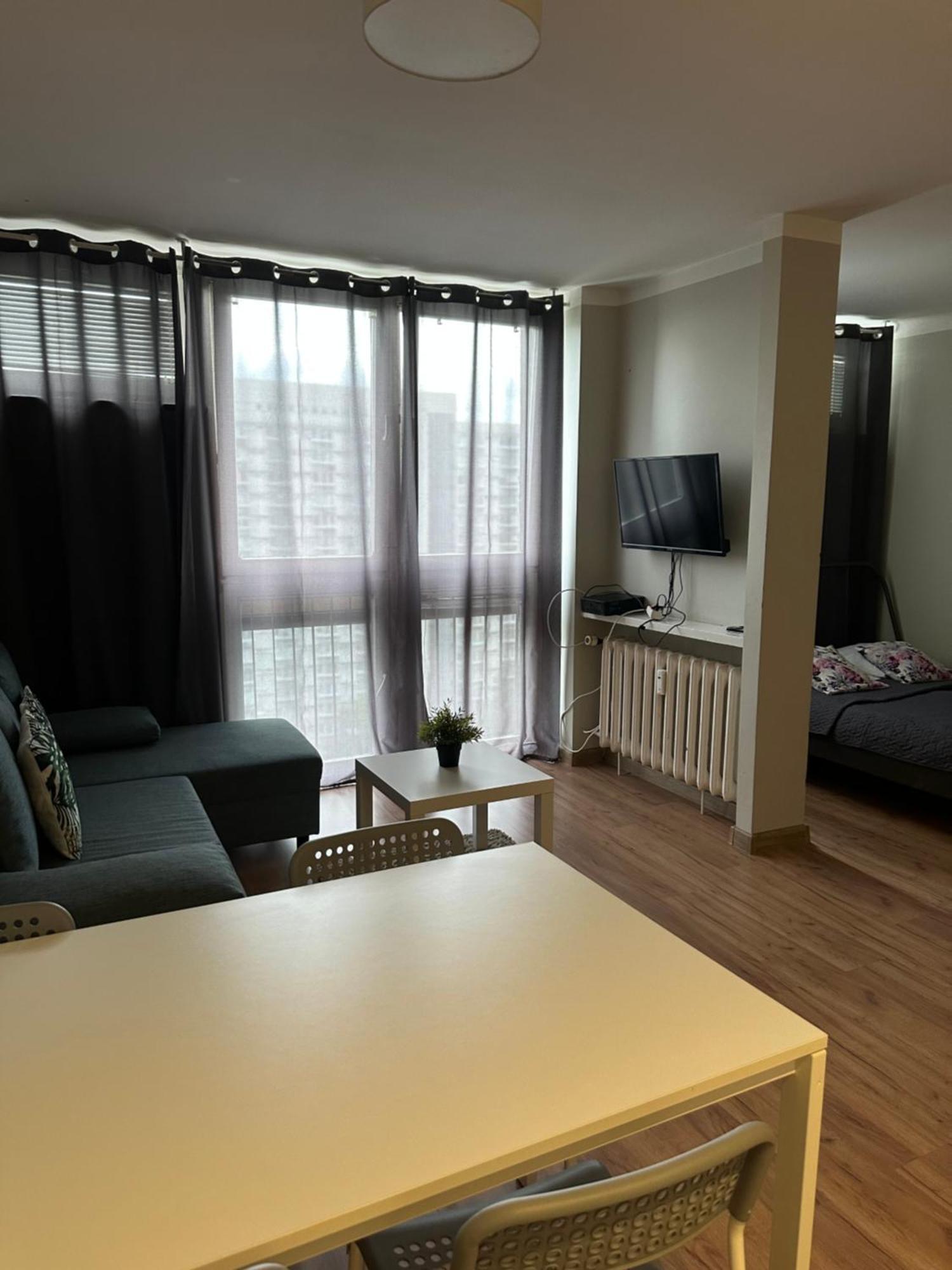 Coser Apartamenty III Warsaw Exterior photo
